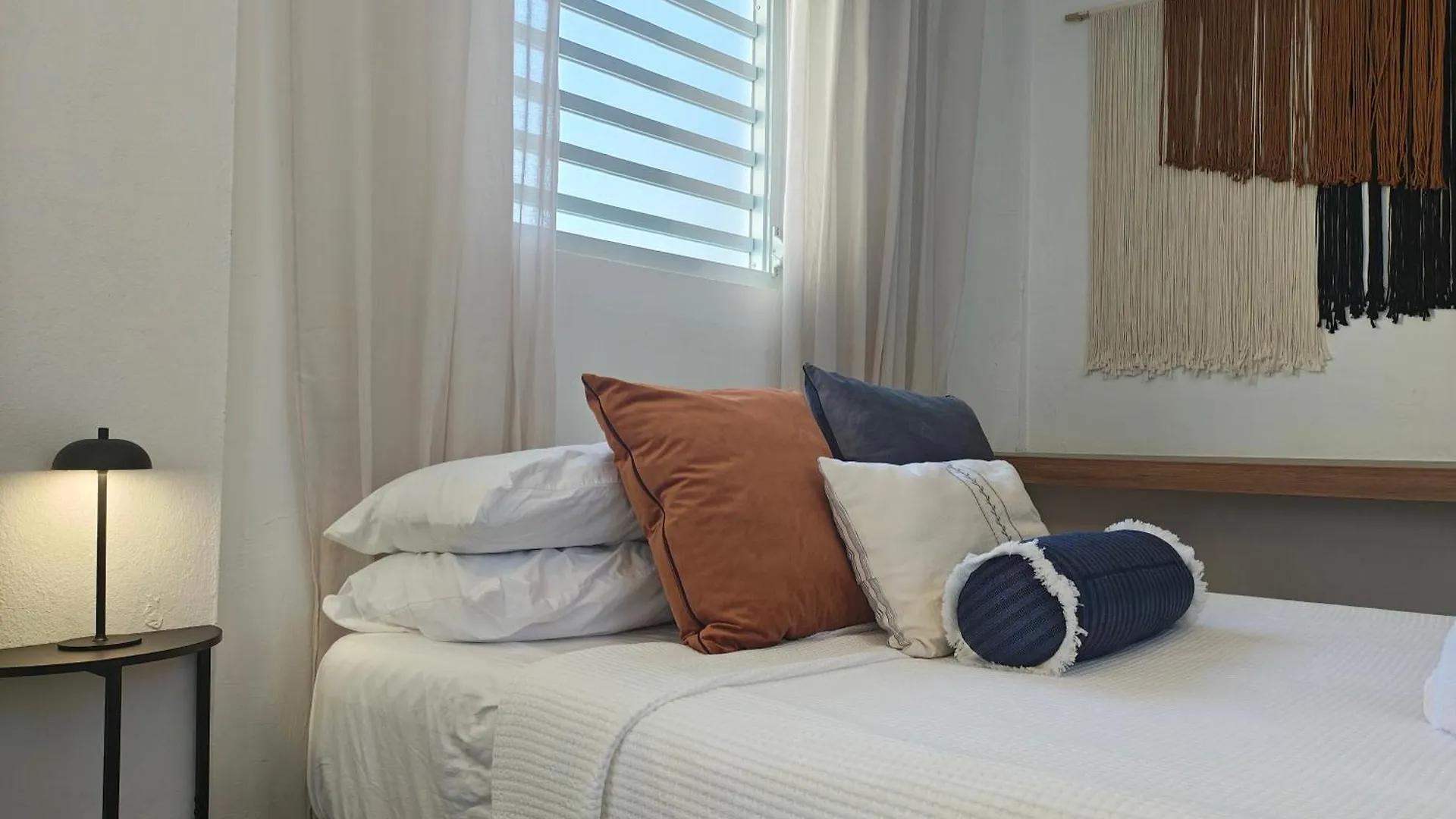 Apartment Perfect Homebase Studio Near Beach San Juan